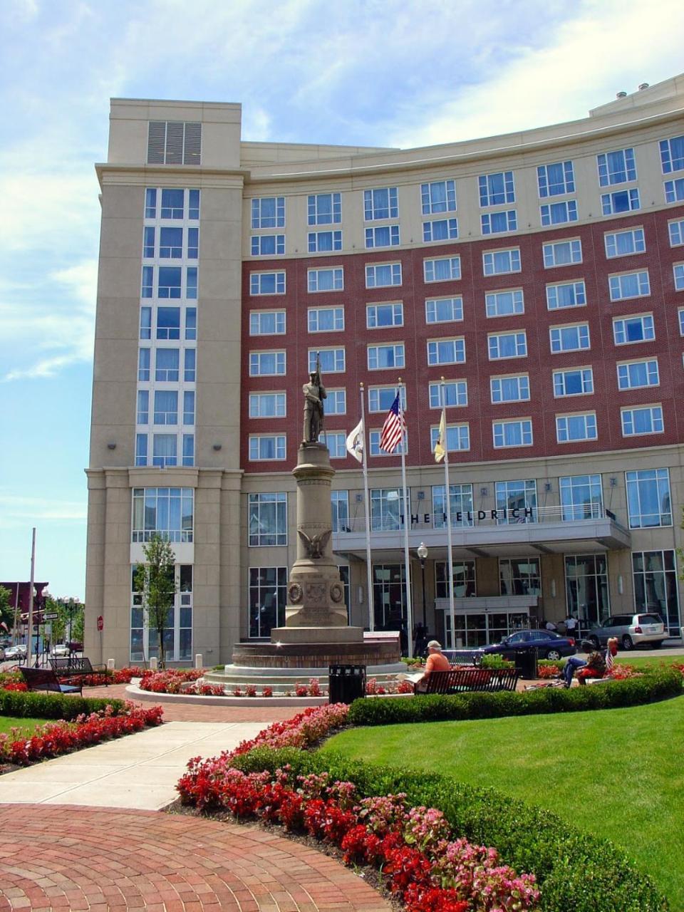 Heldrich Hotel And Conference Center Нью-Брансуик Экстерьер фото